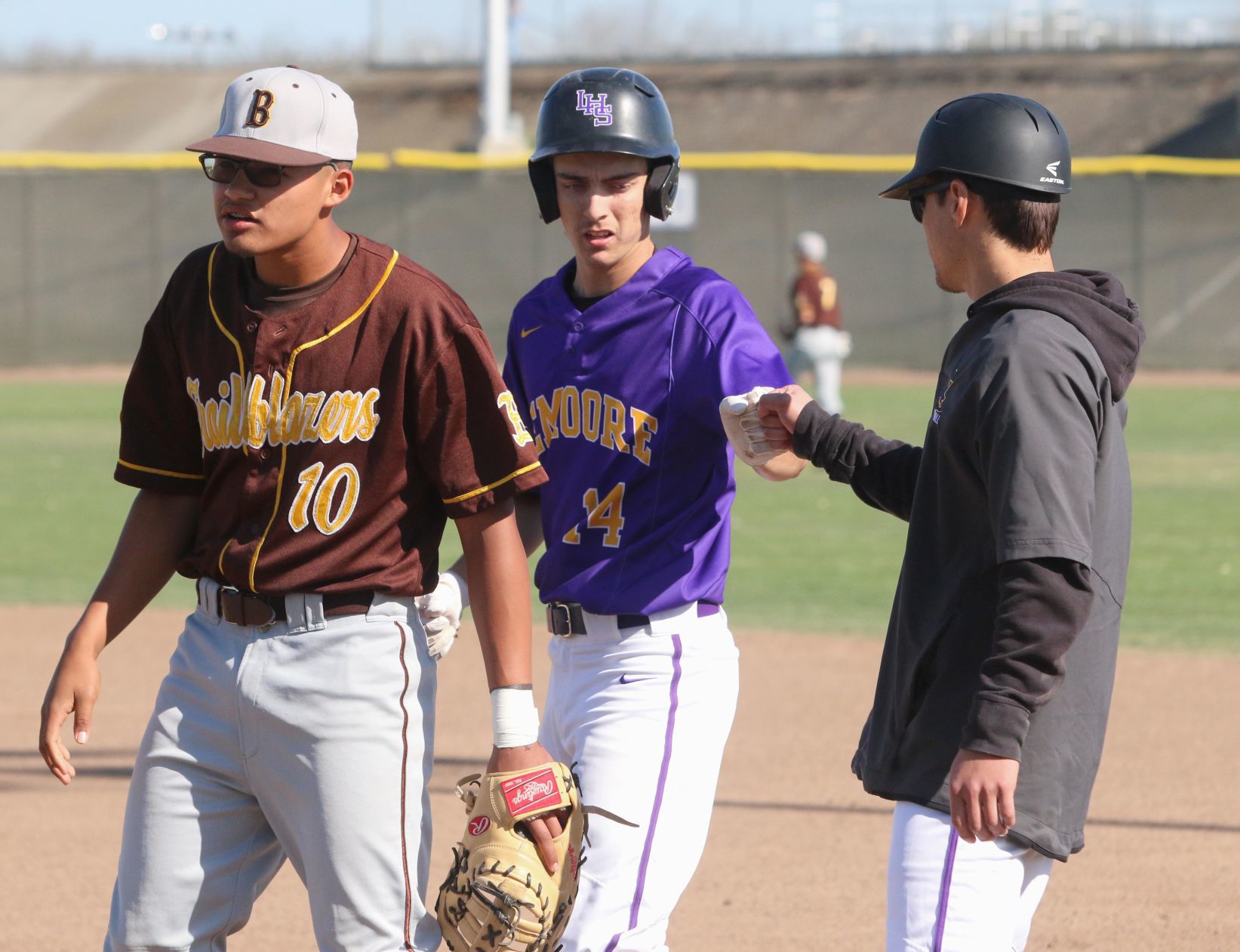 Caldera cruises on the mound, Tigers come alive in sixth inning